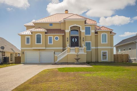 32 Southpointe Cir, Rockport, TX 78382 - MLS#: 147497