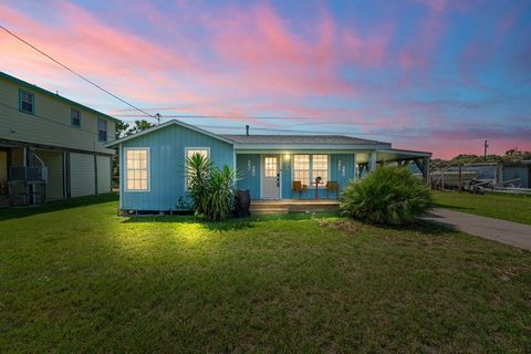 819 S Magnolia St, Rockport, TX 78382 - MLS#: 147904