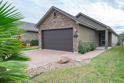 107 Long Reach Loop, Rockport, TX 78382 - MLS#: 142727