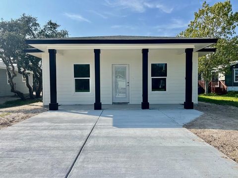 309 Steart St, Rockport, TX 78382 - MLS#: 146903