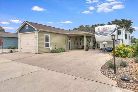 77 Augusta Circle, Aransas Pass, TX 78336 - MLS#: 145230