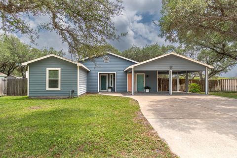102 Captain\'s Bay Dr, Rockport, TX 78382 - MLS#: 147974