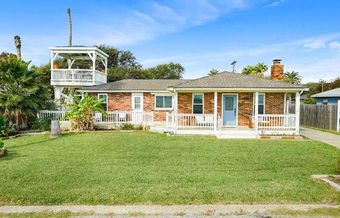 1703 Bayshores Dr, Rockport, TX 78382 - MLS#: 146932