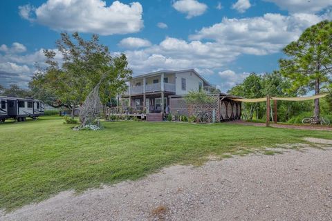 233 Lakeview Dr, Rockport(Holiday Beach), TX 78382 - MLS#: 147363