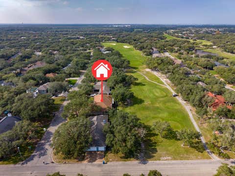 104 Peachtree Dr, Rockport, TX 78382 - MLS#: 150431