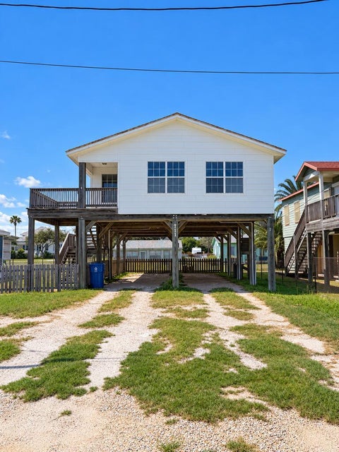711 S Magnolia St, Rockport, TX 78382 - MLS#: 156118