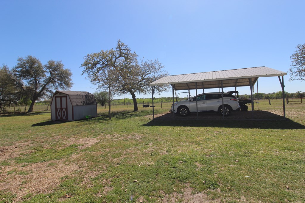 Round Top, Texas, 78946, United States, 3 Bedrooms Bedrooms, ,3 BathroomsBathrooms,Residential,Active,2034012