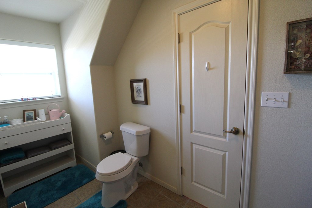 Round Top, Texas, 78946, United States, 3 Bedrooms Bedrooms, ,3 BathroomsBathrooms,Residential,Active,2034012