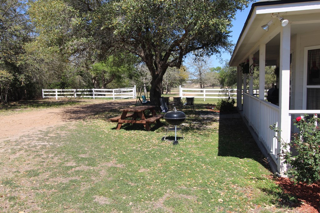 Round Top, Texas, 78946, United States, 3 Bedrooms Bedrooms, ,3 BathroomsBathrooms,Residential,Active,2034012