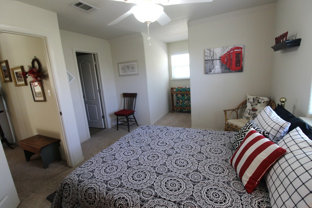 Round Top, Texas, 78946, United States, 3 Bedrooms Bedrooms, ,3 BathroomsBathrooms,Residential,Active,2034012