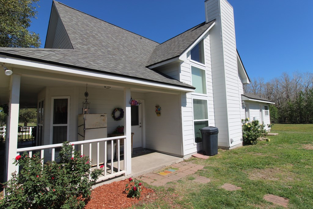 Round Top, Texas, 78946, United States, 3 Bedrooms Bedrooms, ,3 BathroomsBathrooms,Residential,Active,2034012
