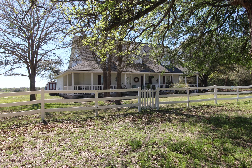 Round Top, Texas, 78946, United States, 3 Bedrooms Bedrooms, ,3 BathroomsBathrooms,Residential,Active,2034012