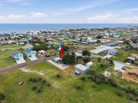 819 S Church St, Rockport, TX 78382 - MLS#: 155688