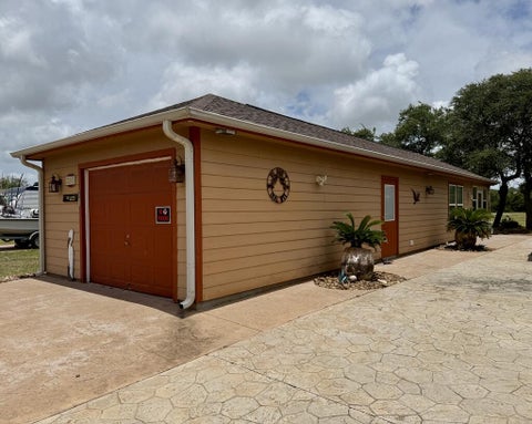 11 Augusta, Aransas Pass, TX 78336 - MLS#: 156102
