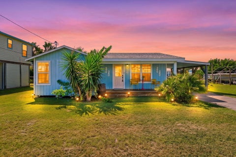 819 S Magnolia St, Rockport, TX 78382 - MLS#: 155956