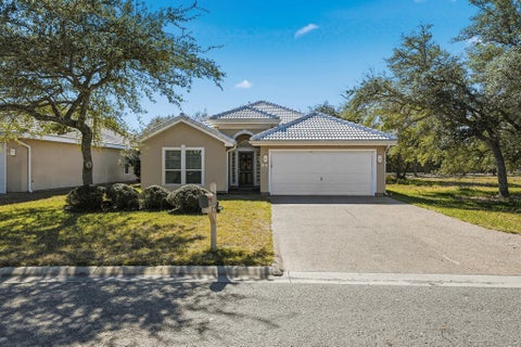 34 Saint Andrews Pl, Rockport, TX 78382 - MLS#: 156002