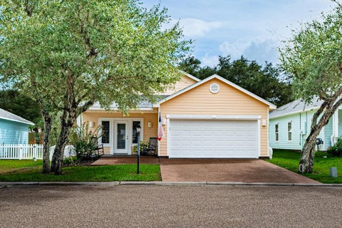12 Primrose Dr, Rockport, TX 78382 - MLS#: 156068
