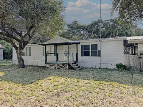 220 W Linden St, Rockport, TX 78382 - MLS#: 155873