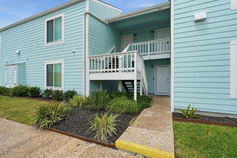 708 Lauderdale Dr, Rockport, TX 78382 - MLS#: 155572