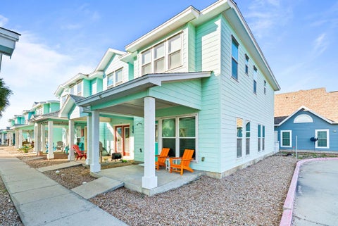 2120 11th St, Port Aransas, TX 78373 - MLS#: 150633