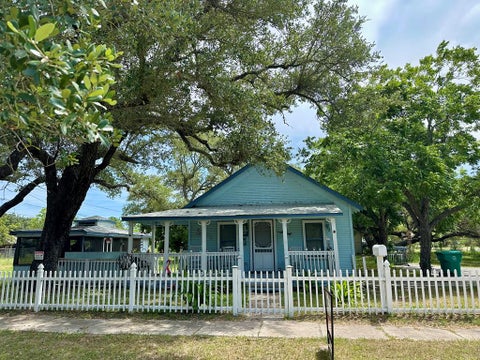 539 Goodnight Cor, Aransas Pass, TX 78336 - MLS#: 148515