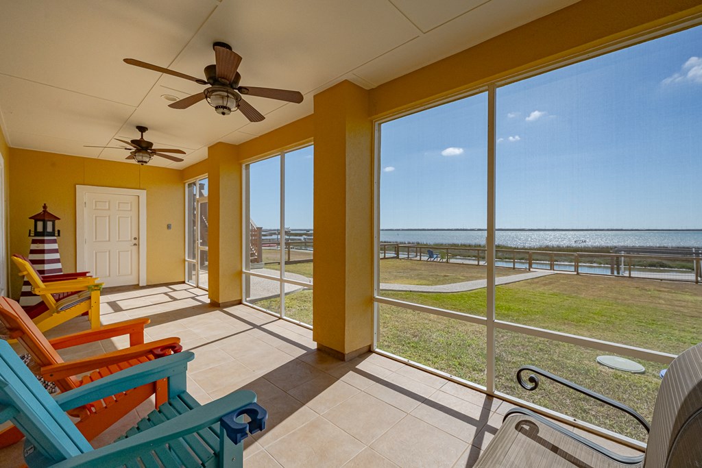 Rockport, Texas, 78382, United States, 5 Bedrooms Bedrooms, ,4 BathroomsBathrooms,Residential,Active,1723082