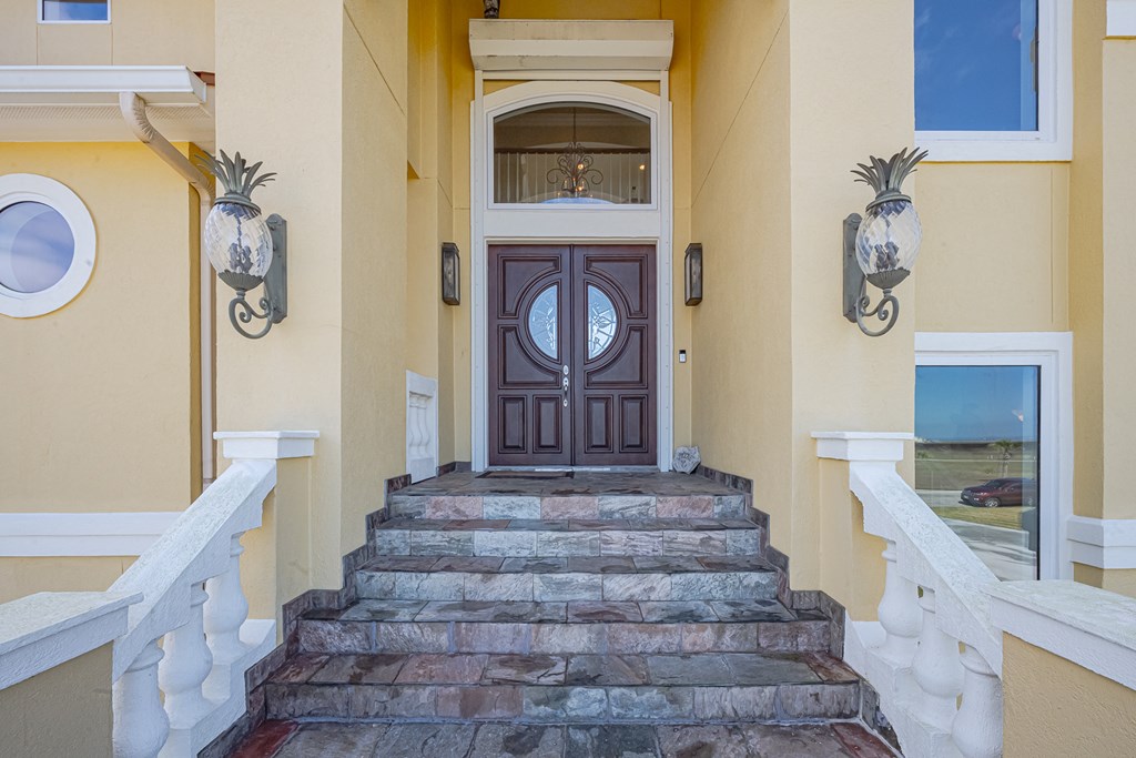 Rockport, Texas, 78382, United States, 5 Bedrooms Bedrooms, ,4 BathroomsBathrooms,Residential,Active,1723082