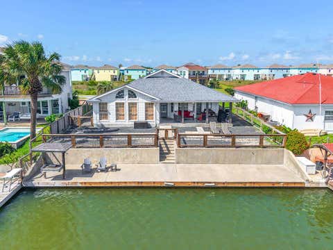 231 Windjammer St, Rockport, TX 78382 - MLS#: 154757