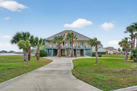 33 Lake Shore Cir, Rockport, TX 78382 - MLS#: 154776