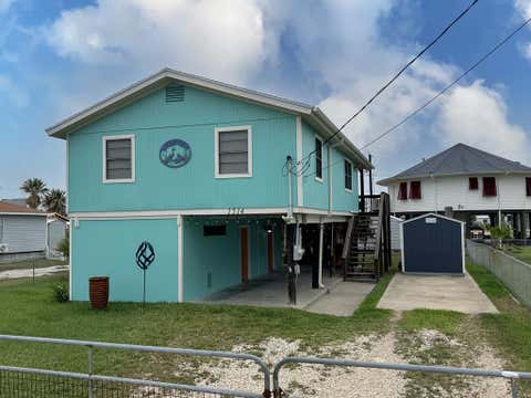 1514 S Live Oak St, Rockport, TX 78382 - MLS#: 155146