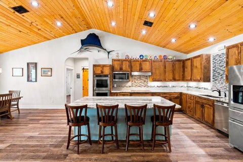 941 Weeping Willow, Rockport, TX 78382 - MLS#: 155531
