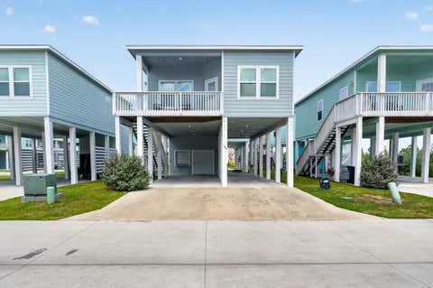 108 Maldives Dr, Rockport, TX 78382 - MLS#: 155705