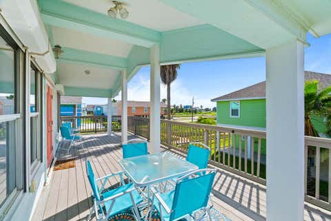 1224 S Live Oak Street, Rockport, TX 78382 - MLS#: 155552