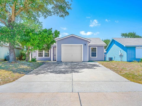 113 Captains Bay Dr, Rockport, TX 78382 - MLS#: 155920