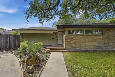 1059 S Mccampbell St, Aransas Pass, TX 78336 - MLS#: 155254