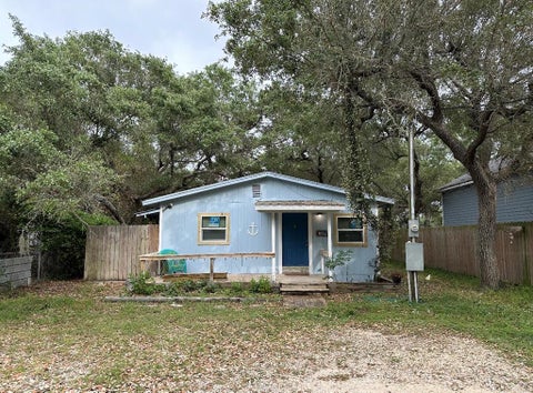 1612 Sammy Henderson St, Rockport, TX 78382 - MLS#: 150402