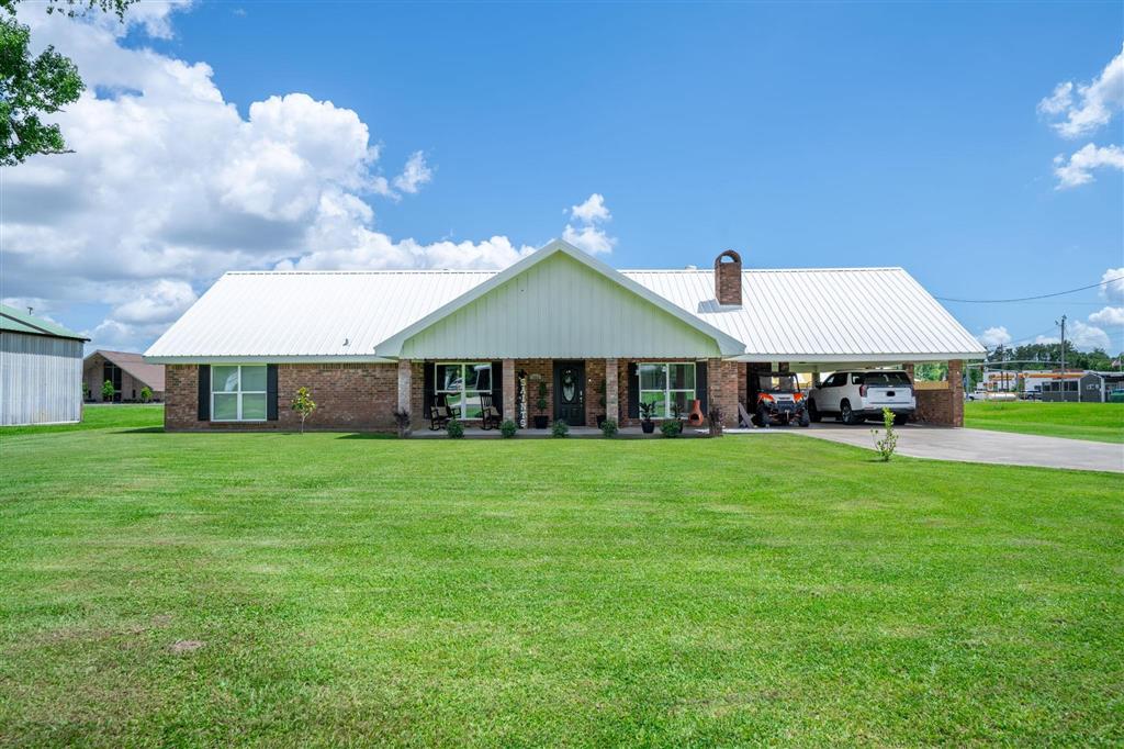 Photo 1 of 26 — 1563 Noelie St Street, Lake Charles, LA 70611
