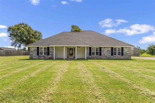 6853 CALDER ST, LAKE CHARLES, LA 70605 - Image 06f4455c274febdf87cc274efde7222f/3147360230