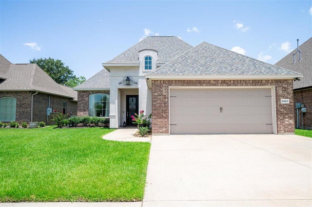3263 Fairwood Lane