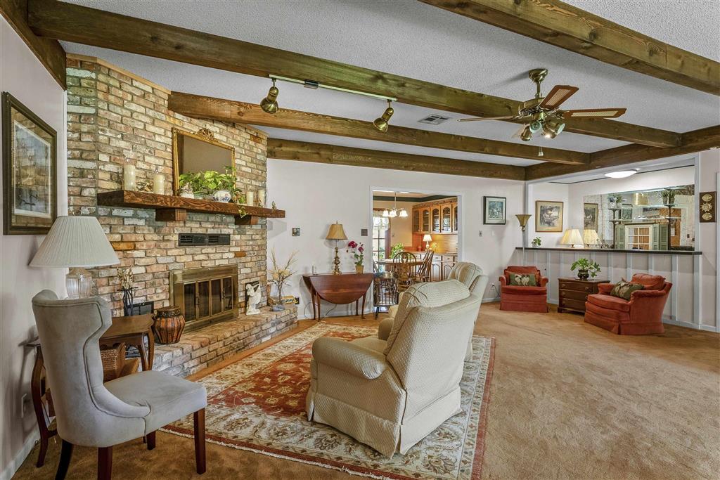 2012 Chamblee Road - Photo 4