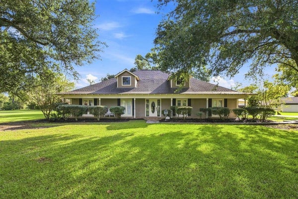 438 SANTA ANNA DR, LAKE CHARLES, LA 70611 - Image 0cd33cf4e4ffc3249f15102f0df87d31/3826550494