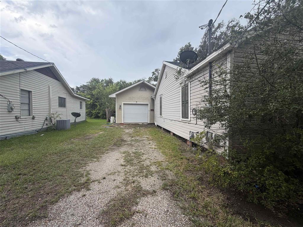 1630 12th Street - Photo 3