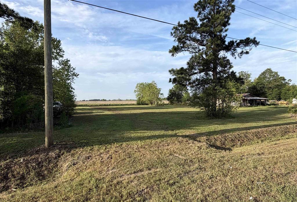 Photo 1 of 4 — Highway 90, Iowa, LA 70647