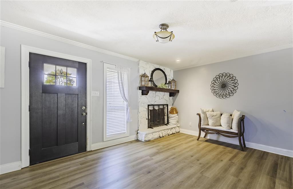 1806 N Borel Drive N - Photo 2