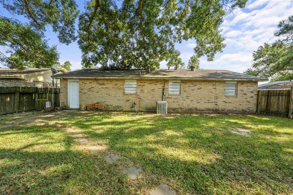 614 Harrington Street - Photo 4