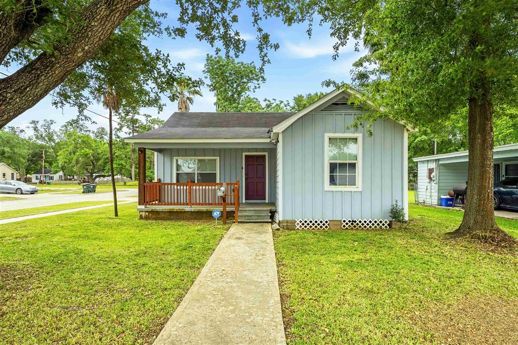 Photo 1 of 19 — 2312 12Th St Street, Lake Charles, LA 70601