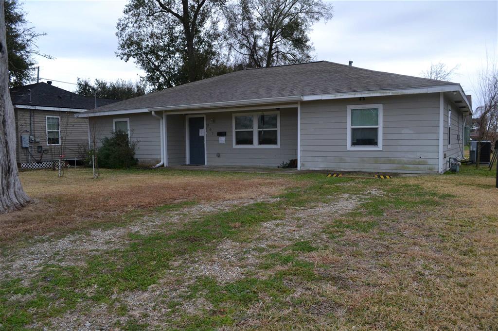 Photo 1 of 25 — 307 W School Street, Lake Charles, LA 70605