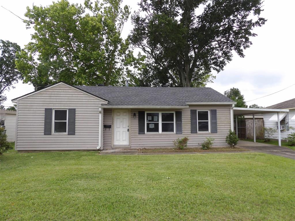 Photo 1 of 14 — 1520 E School Street E, Lake Charles, LA 70608