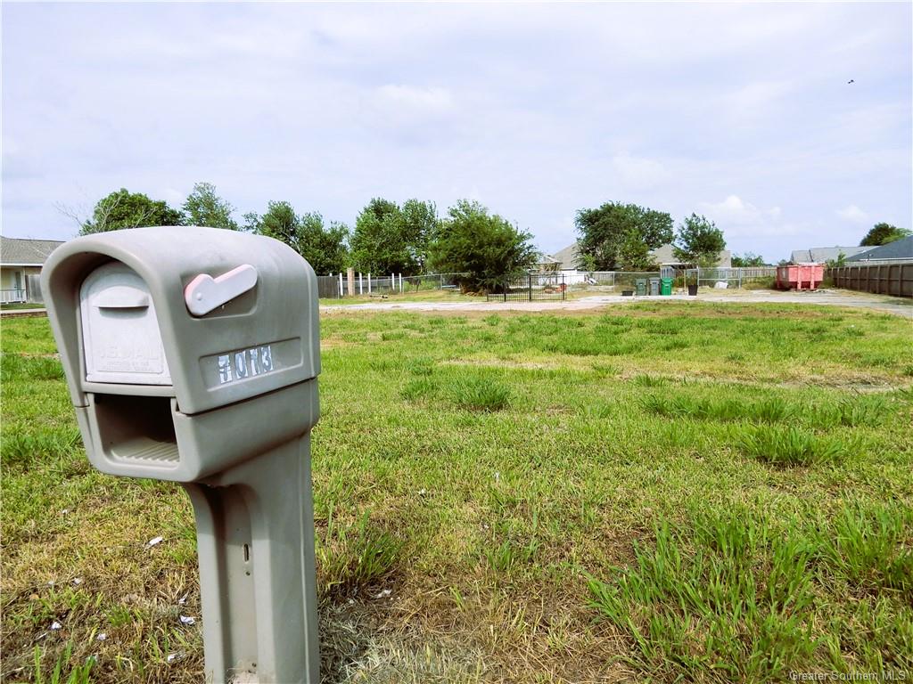 Photo 1 of 6 — 7013 Windmill Lane, Lake Charles, LA 70605