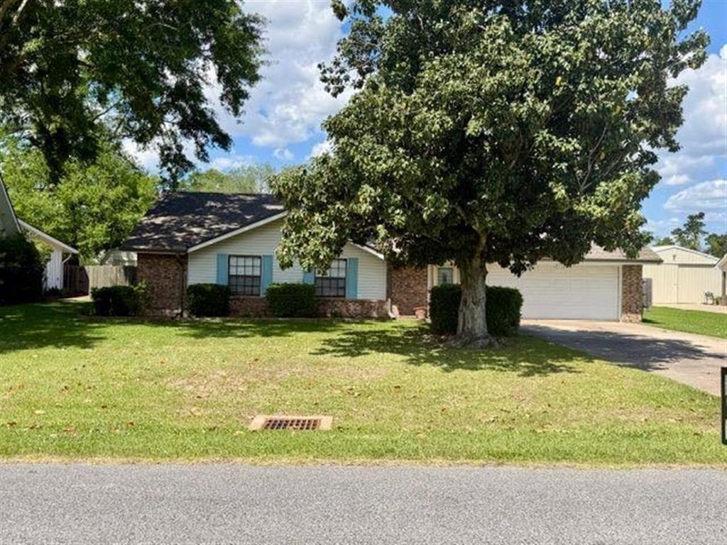 Photo 1 of 24 — 1914 Wilmax Street, Lake Charles, LA 70605
